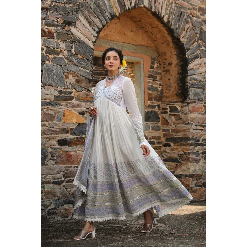 

New Arrival Cotton Malmal Embroidery Work Anarkali Long Dress Kurti Pants Dupatta