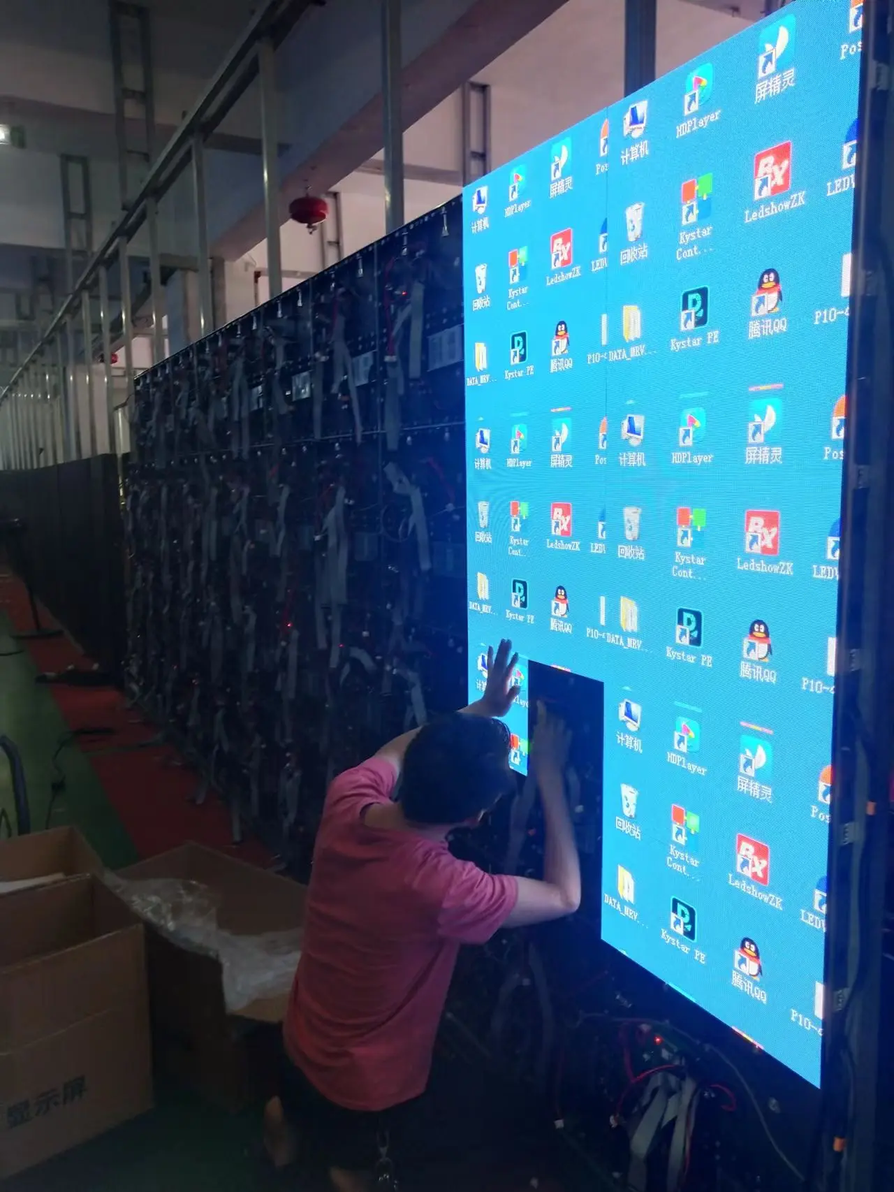 P1.9 Indoor LED Video Wall Screen HD LED Display Panels