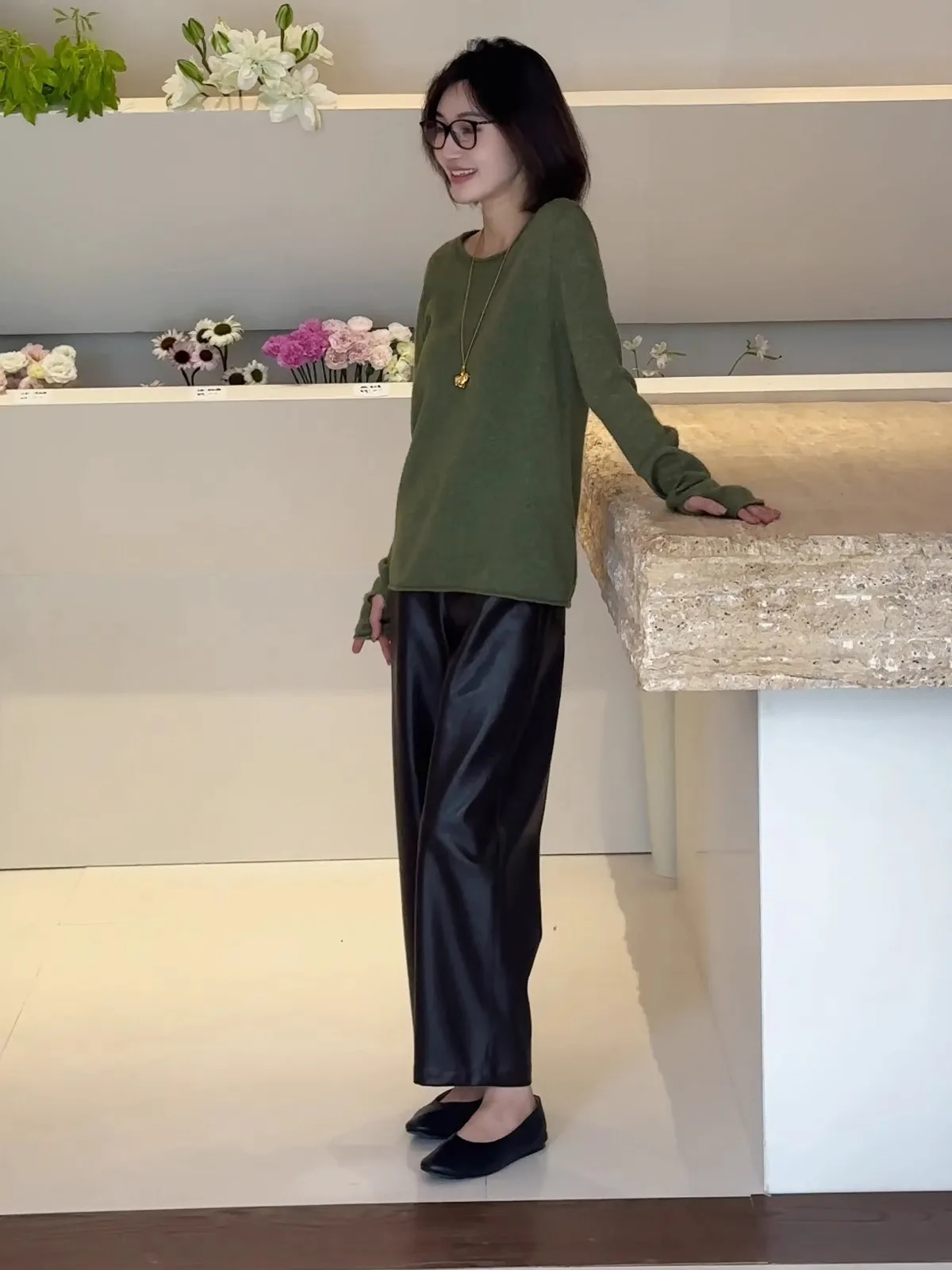 Koreanisches Lässiges Freizeit-Set für Damen, Einfarbig, Bequeme Mode, Gestrickt mit Schlankmachendem Effekt, Lässige Hose, Herbst Neuerscheinung