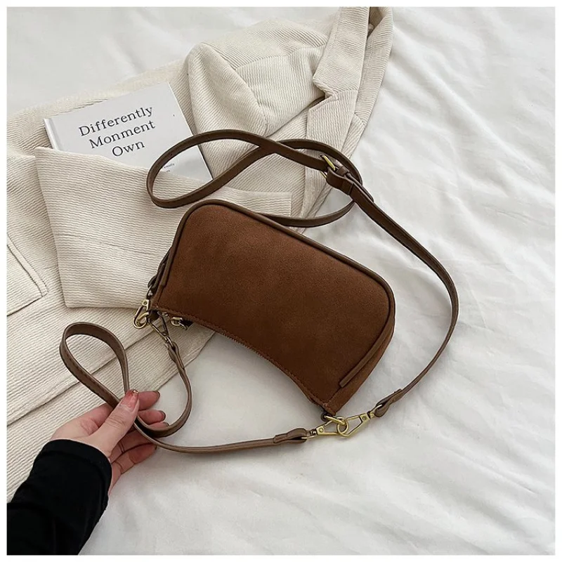 

Женская сумка через плечо из кожи с узором жасмина, повседневная, в Париже, элитный, аккуратный, просторный, повседневный стиль ​