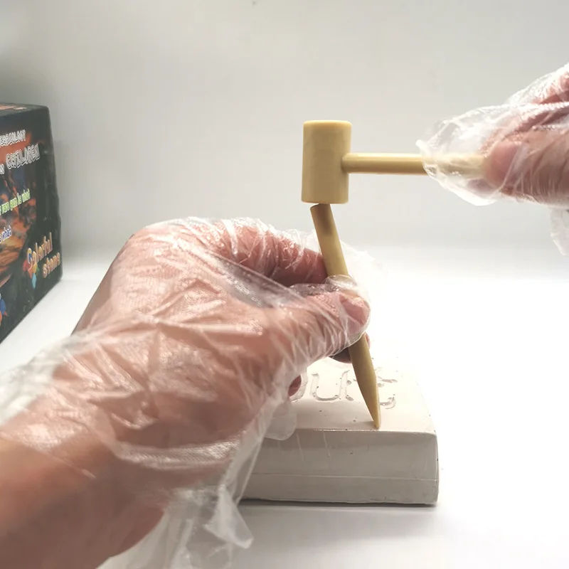 Nowe archeologiczne kreatywne DIY wykopaliski edukacyjne dla dzieci zabawki górnicze kolorowe klejnoty dinozaury zabawki żywica K3