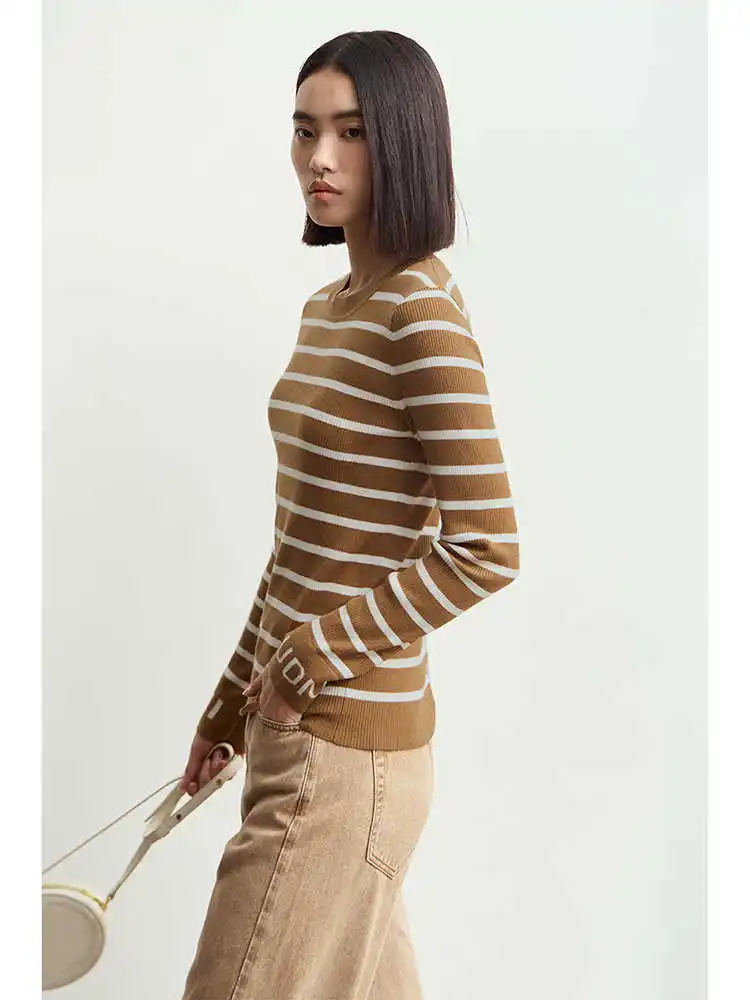 AMII Minimalist Striped Sweaters for Women 2023 Autumn New Slim-fit Base Spliced O-Neck Full-sleeve Female Knitted Top 12344110