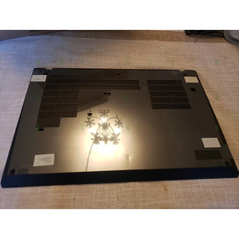 

MM Brand New for Lenovo ThinkPad P14s Gen 2 Base/Bottom Cover PN: 5CB0Z69284