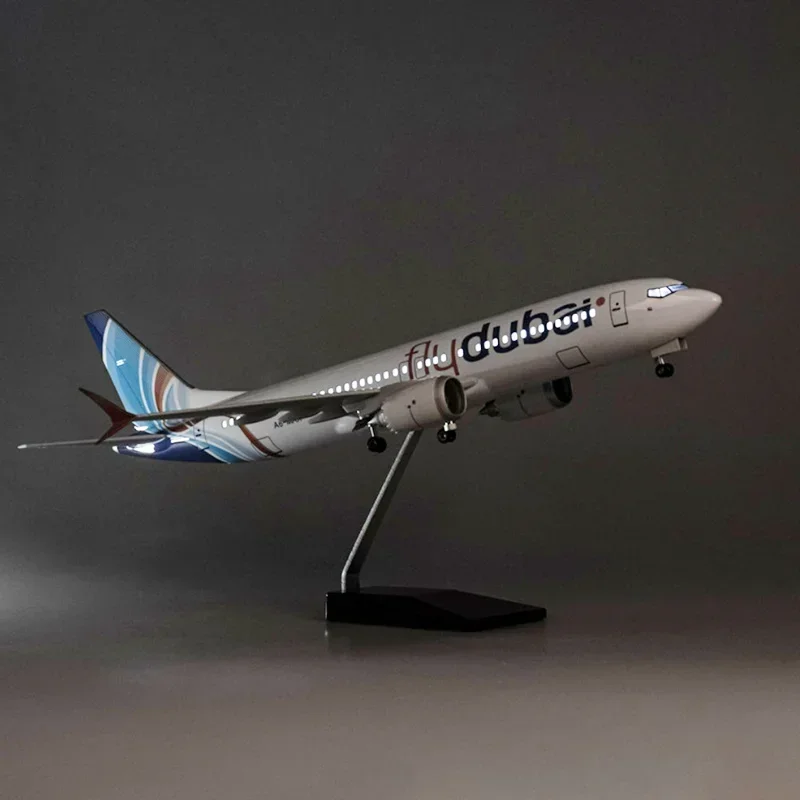 1/85 مقياس 47 سنتيمتر طائرة 737MAX B737 ماكس طائرة يطير دبي طيران ث الضوء والعجلة دييكاست الراتنج نموذج طائرة لعبة جمع