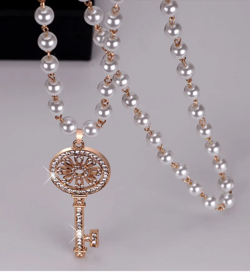 Nuova catena maglione chiave lunga collana da donna versatile autunnale e invernale