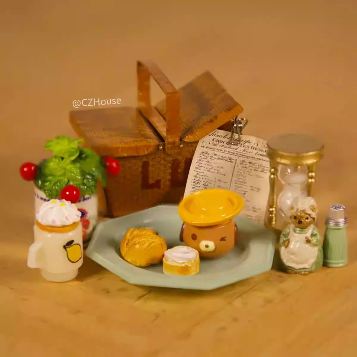 1:6 بيت الدمية نموذج اكسسوارات الأثاث مصغرة الدب زجاجة ماء إبريق الشاي لوحة جرو كوب Bjd Ob11 Gsc Blyth Lol الدعائم ديكور