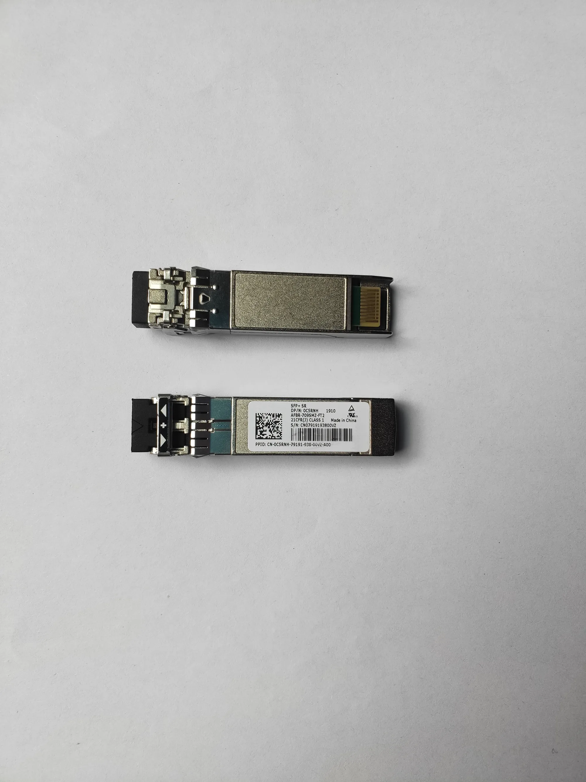 

DE-LL 10G Optical Fiber SFP AFBR-709SMZ-FT2 SFP+ SR 0C5RNH SFP 850NM 10GB Fiber Module