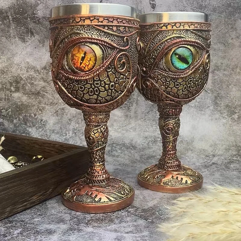 Longan goblet retro European and American wine glass Dragon's eye red wine glass Dragon Warrior