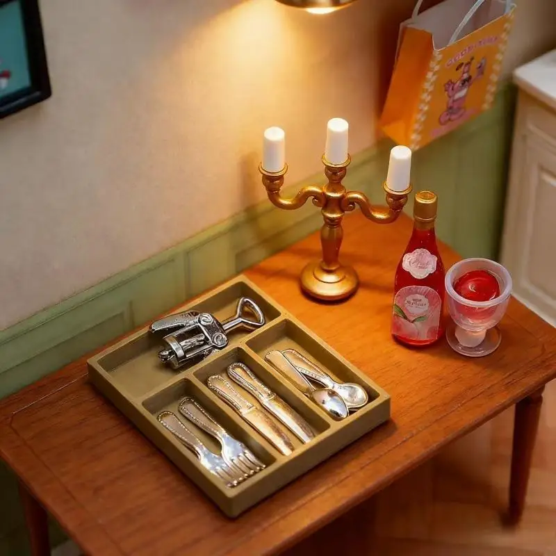 1 Set Casa delle bambole Forniture da cucina Utensili Accessori 1:12 Casa delle bambole Mini coltello Forchetta Cucchiaio Clip Stoviglie con scatola di immagazzinaggio