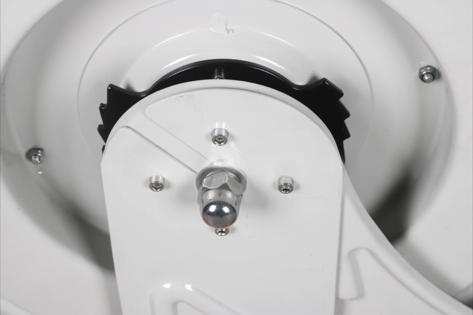 2025 1/2 "10 متر 15 متر مثبت على الحائط قابل للسحب التلقائي الترجيع زيت الربيع زيت التشحيم بكرة خرطوم