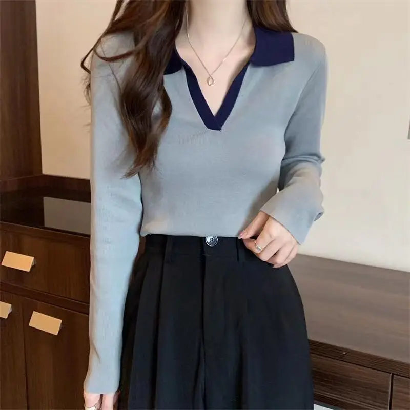 Women Korean Fashion Contrast Color Long Sleeve Chic T-shirt Spring Autumn Casual V Neck Slim All Match Basic Tops Ropa De Mujer