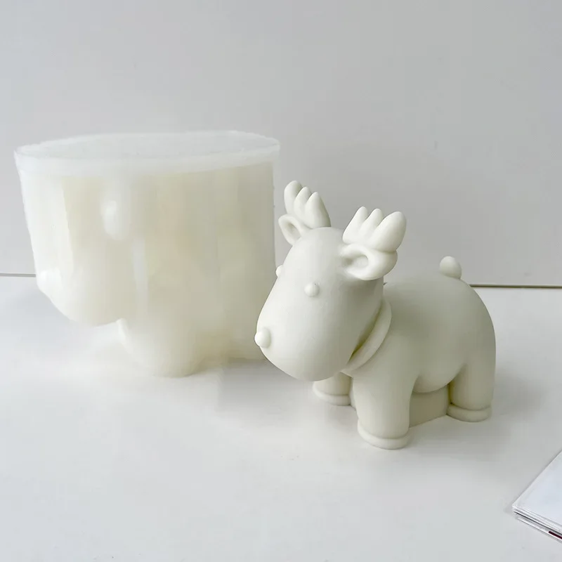 DIY Aromatherapy Candle Plaster Ornaments Mould Christmas Decration Making 3D Christmas Elk Silicone Mold