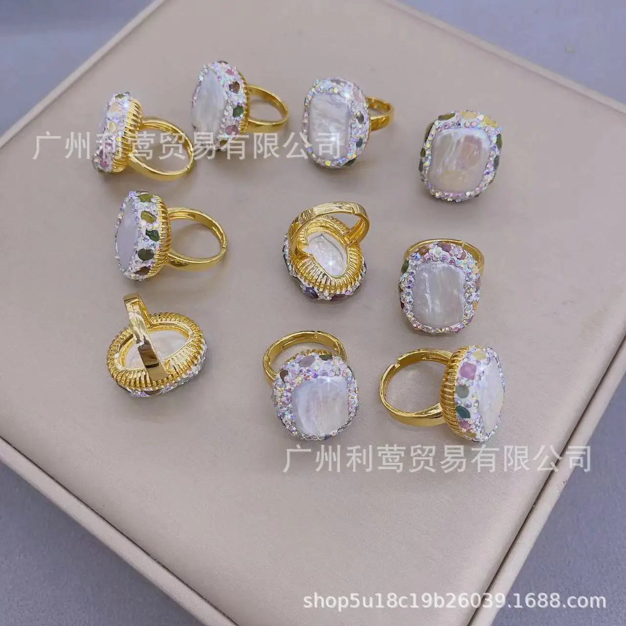 

French personalized natural baroque pearl European and American new inlaid tourmaline color-preserving egg surface ring ring