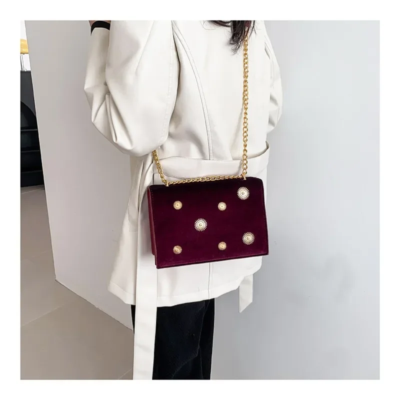 Bao Joker Golden Velvet Handbag 2024 Early Spring New Fashion Shoulder Bag Temperament Ladies Armpit Shoulder Bag