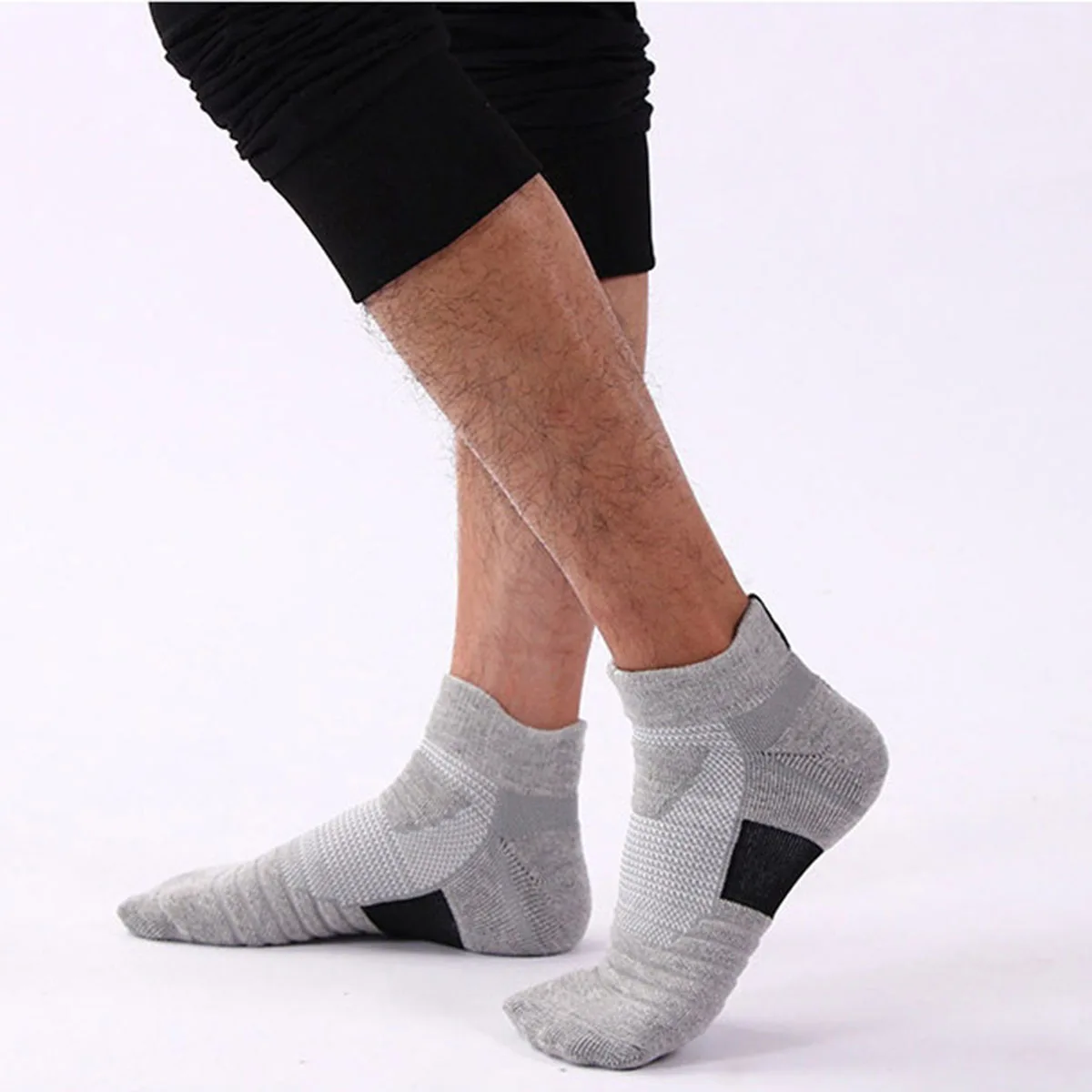 1/3/6 Paar Herren Sportsocken aus Strickfrottee, geruchshemmend, schweißabsorbierend, atmungsaktiv, strapazierfähig, mit Dämpfung, für Laufen und Basketball – Detail 5