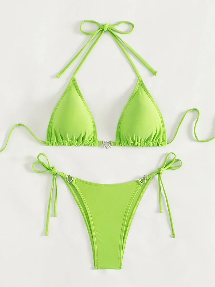 グラスグリーンハートボタンホルタービキニセットセクシーな女性ローウエストぶら下げネック背中の開いた水着 2025 夏サイズ S、M、L、XL