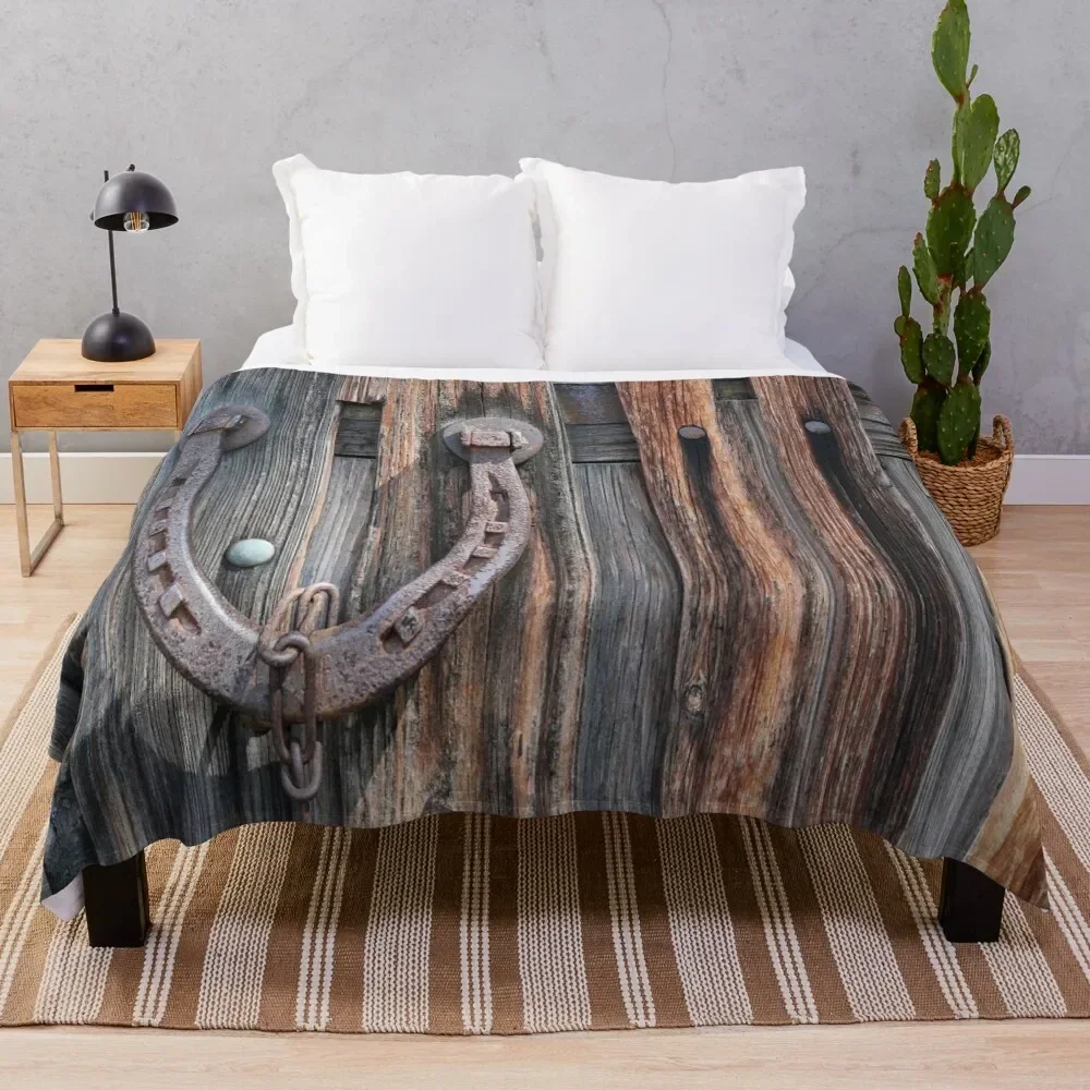 distressed barn wood rustic equestrian horseshoe Throw Blanket Cute Plaid Fashion Sofas Blankets