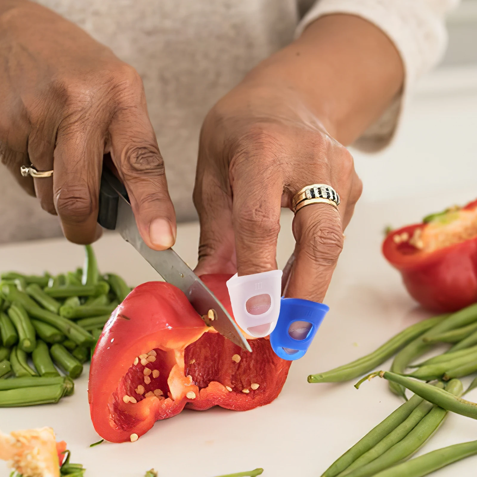 

40Pcs Silicone Finger Covers Adjustable Comfortable Finger Protection Caps Wear-Resistant Fingertip Sleeves for Counting Money