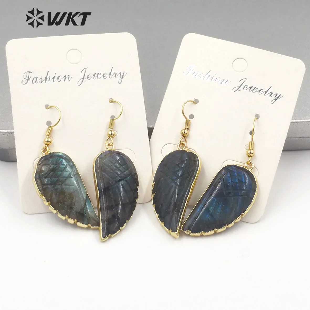 WT-E738 Wholesale Fashion Handmade Carved Labradorite Feather Earrings 18K Rainbow Fluorite Stone Dangle Earring