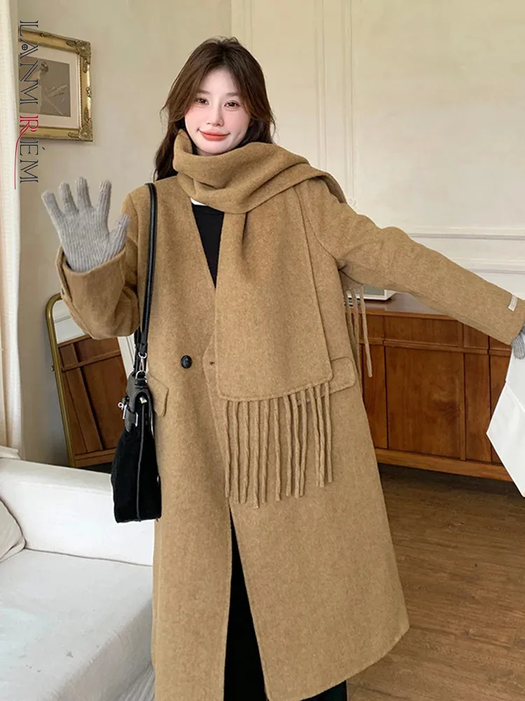 

LANMREM Tassel Scarf Double Sided Woolen Coat Womne's V-neck Solid Color Fashion Mid Length Coats 2024 Winter New 2Z3006