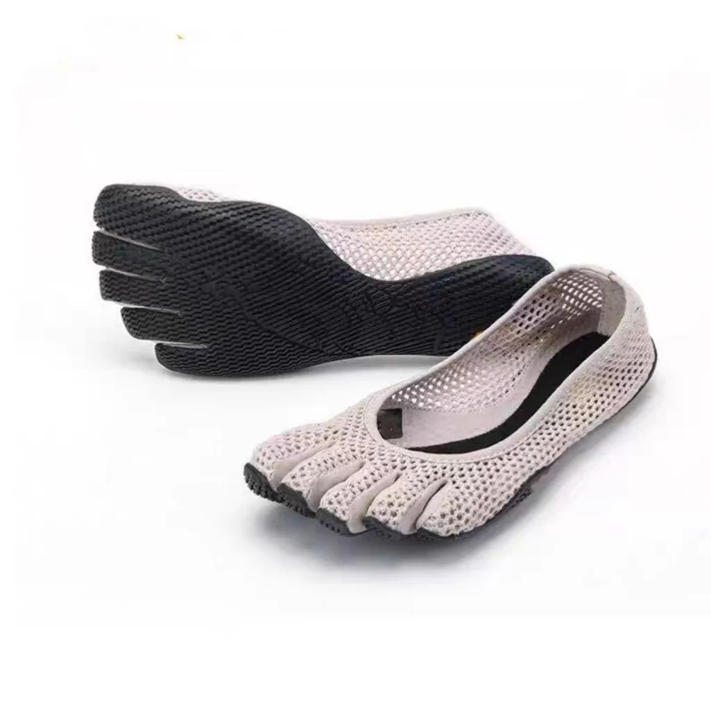 

Women Men Five Fingers Barefoot Shoes Breathable Mesh Yoga Pilates Shoes Non-slip Soft Sole Fitness Training Water Shoes for Beach Swimming Hiking