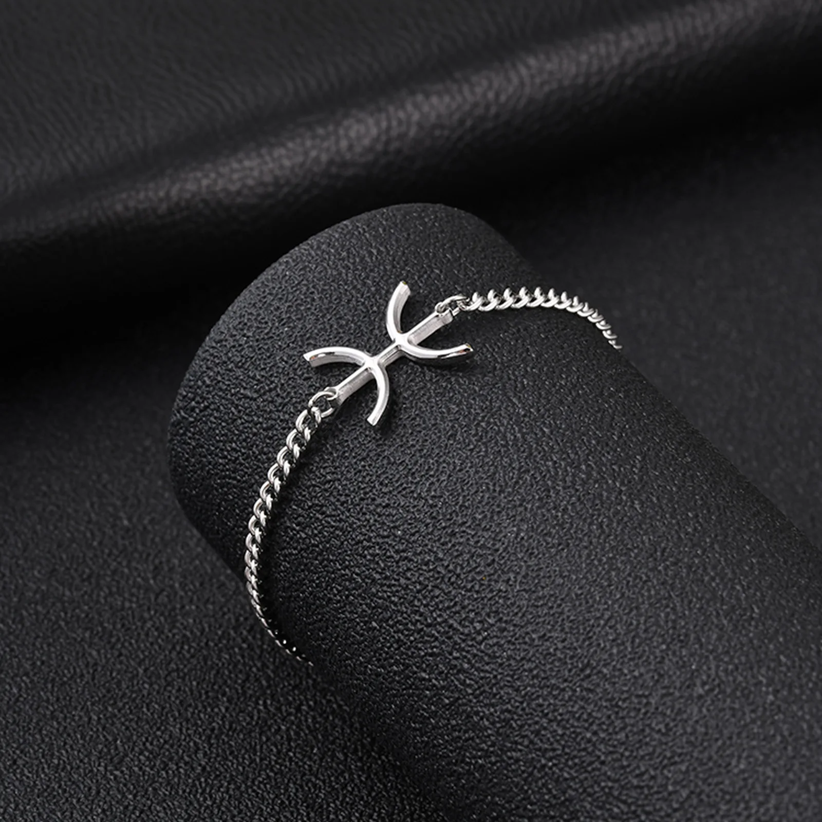 Amazigh Berber Symbol Charm-Armband für Männer, schlichtes Edelstahl-Armband mit dem Yaz-Abzeichen des afrikanischen Stammes, religiöser Schmuck – Detail 1