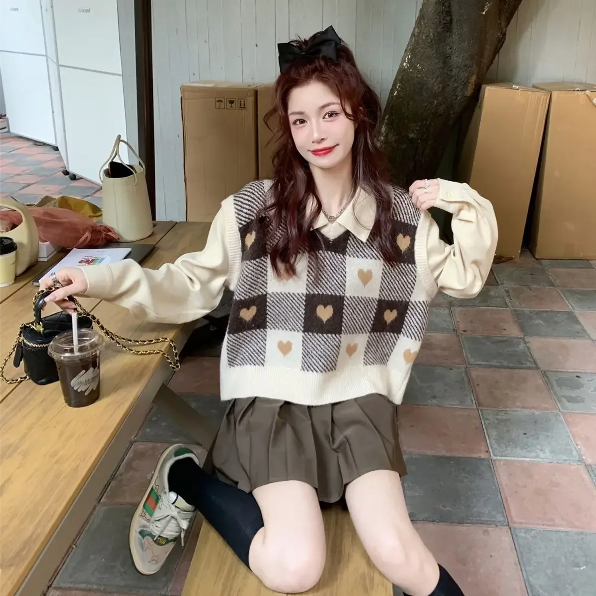 Cute Checkered Sweater Vests Women Sweet V-neck Female Ulzzang Heart-knitted Sleeveless Sweaters Tricot Jumpers Retro Students