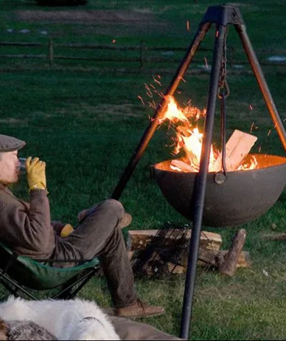 

Extra Large Rack Cauldron Triangle Fire Pit With Tripod Stand Fire Bowl