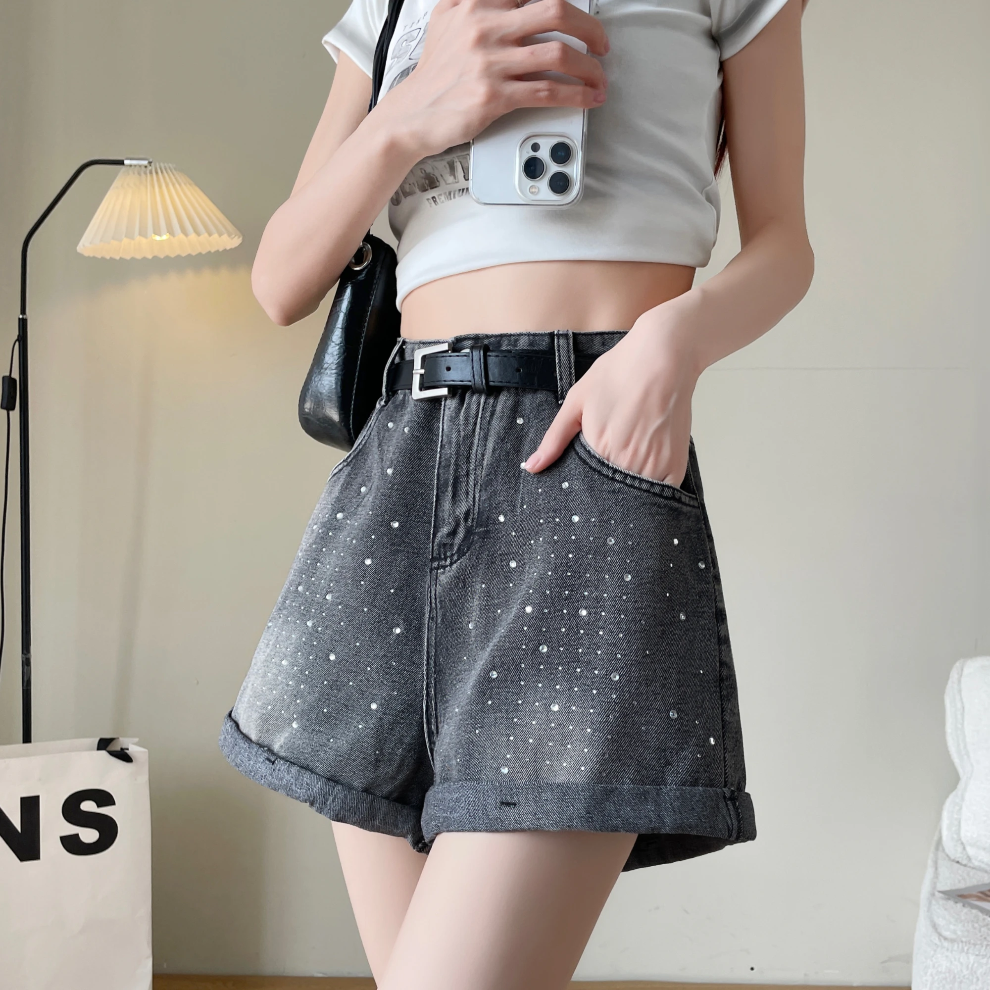 

Women's Jean Shorts Summer A-line High-Waisted Fashion Casual Black Denim Shorts Korean Girls Vintage Designer Hot Pants New