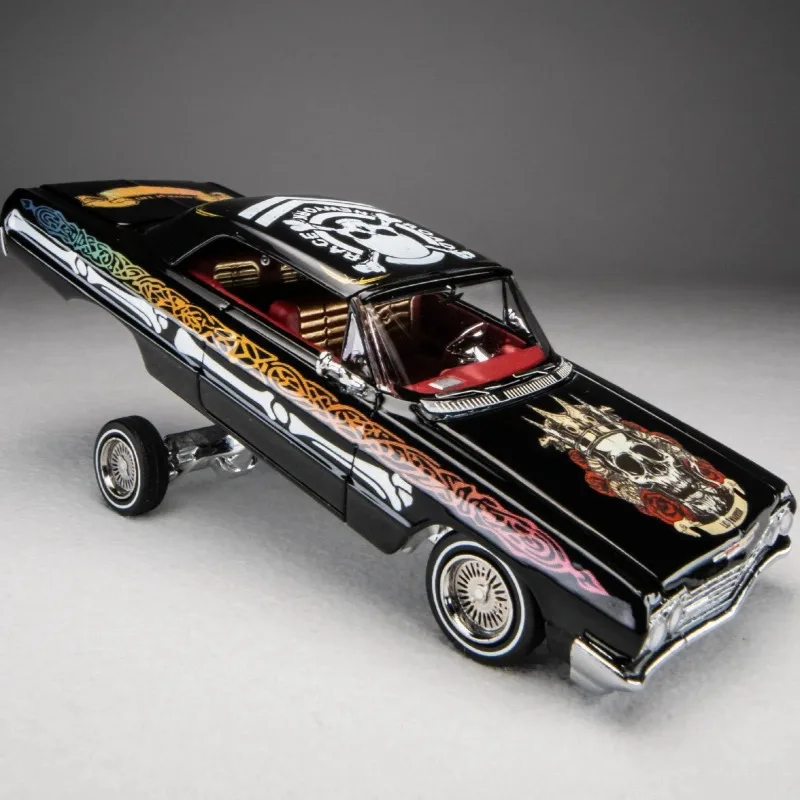 

Модель автомобиля из сплава Impala West Coast Style Limited Edition FW 1/64