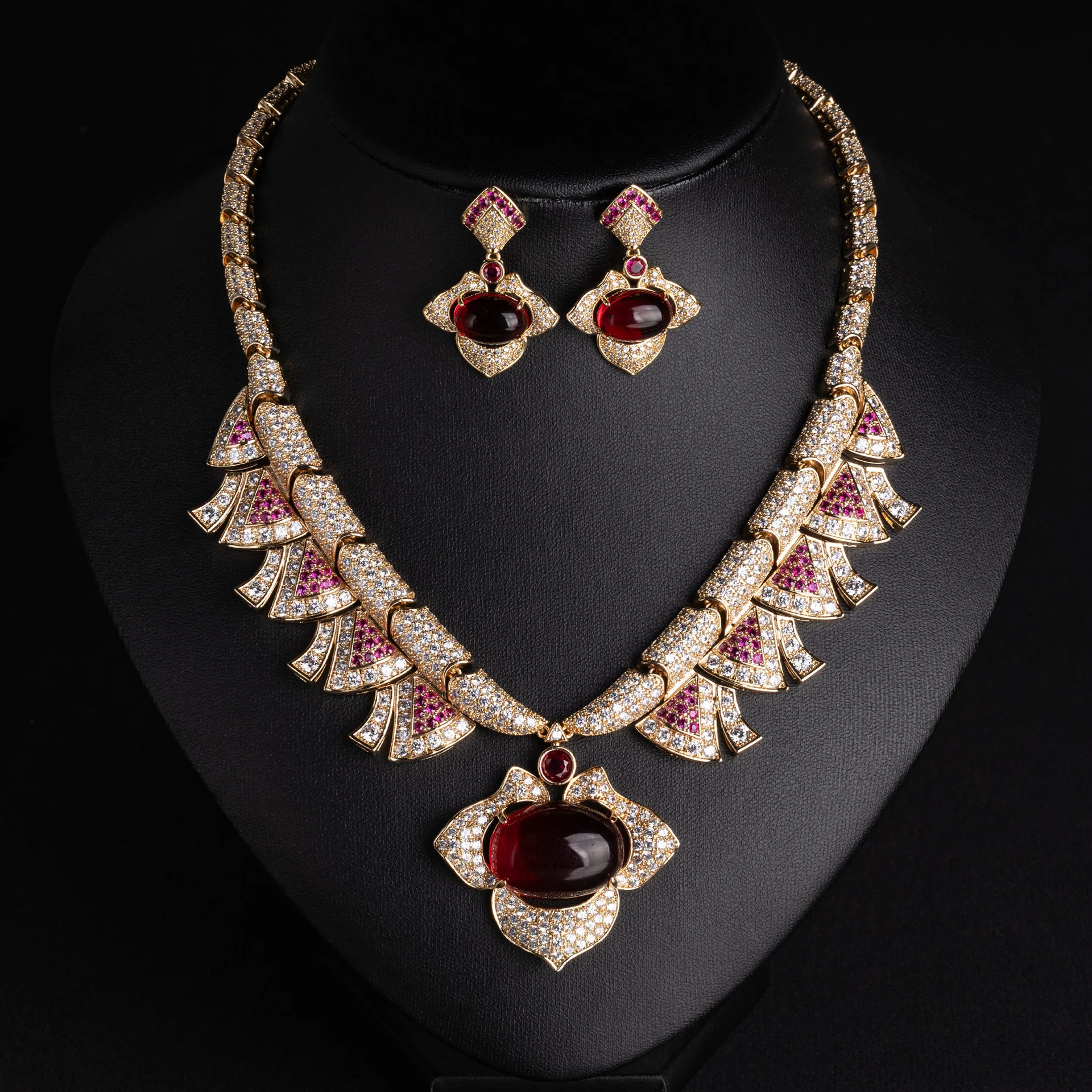 Summer 2026 High-end Women's Zircon pendant jewelry Set, Light Luxury Evening Earrings, Necklace, Wedding Accessories