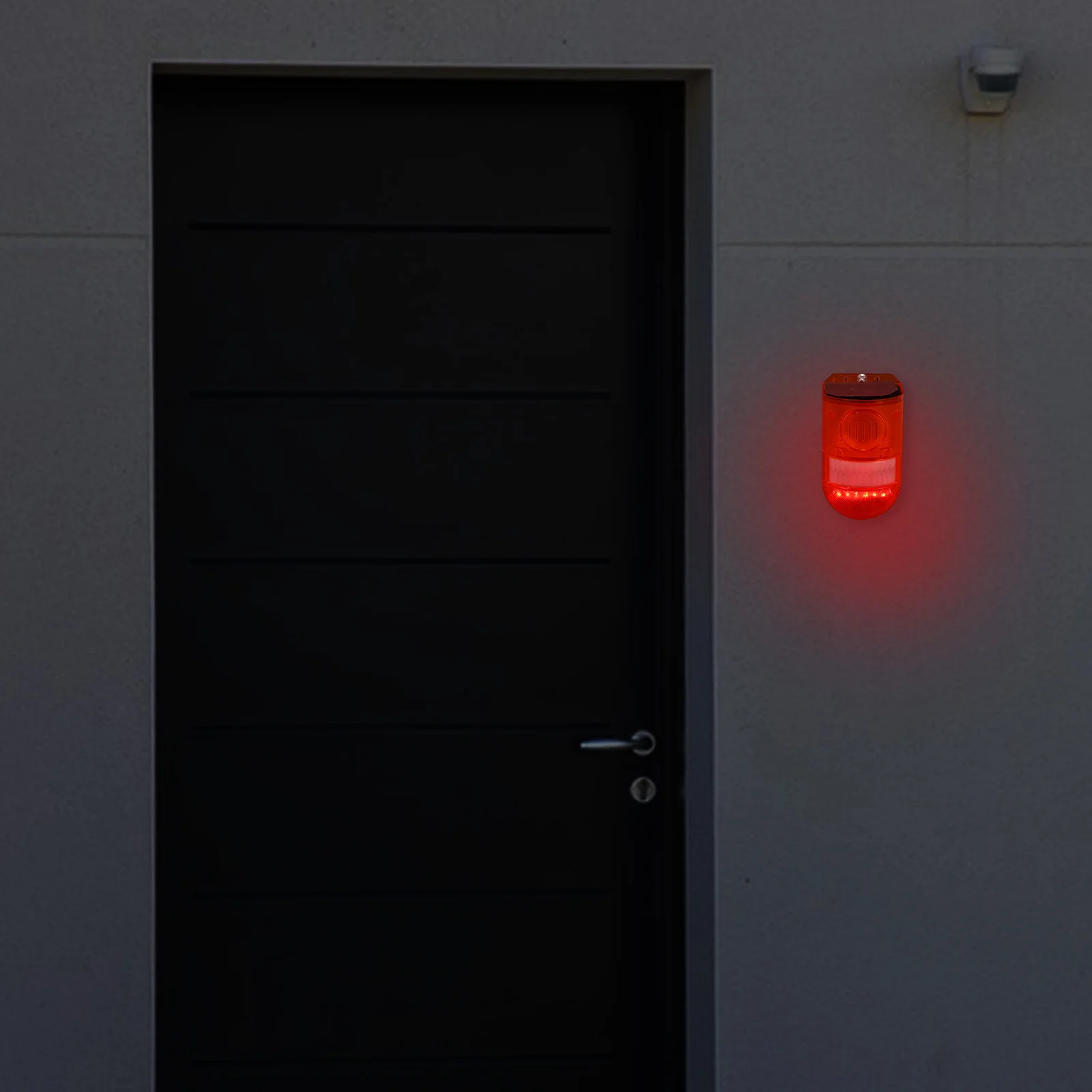 Solar Warning Light Multifunctional Sensor Durable Outdoor Garden Livestock Anti-Theft Security Caution Alarm Light