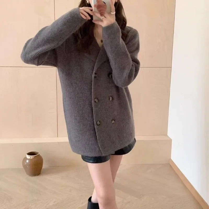 2025 Fall/Winter Autumn and Winter New Suit Collar Double-breasted Lazy Knitted Cardigan High-end Sweater Jacket Women's Top