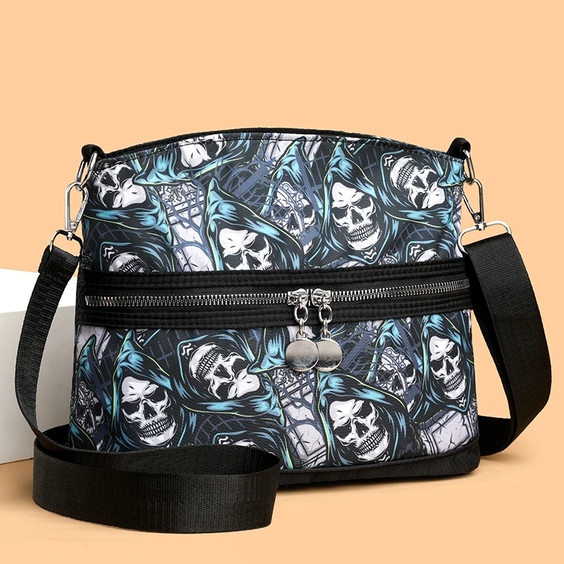 1 Piece Ladies Skull Head Printed Nylon Crossbody Bag Halloween Cloth Bag