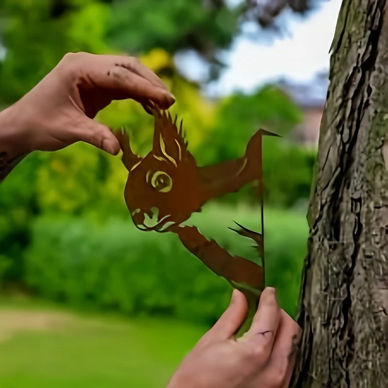 Outdoor Decorative Artwork|Durable Metal Yard Decorations for Thanksgiving |Embrace Tree Design