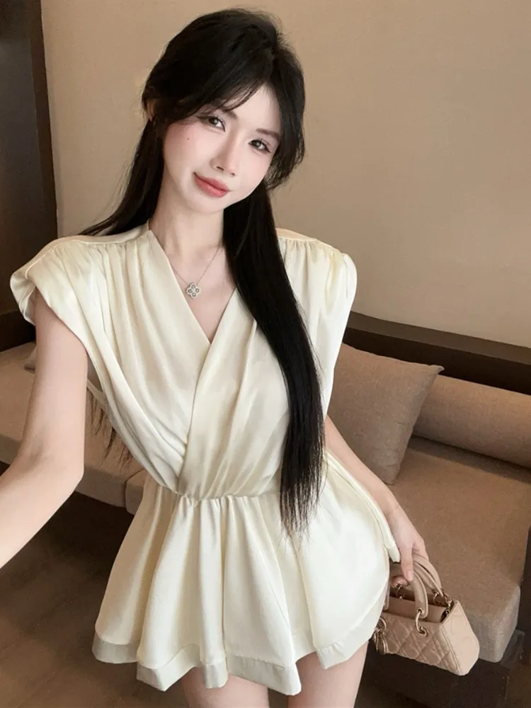 

Fashionable V-neck Waist-cinched Sleeveless Summer Shirt Women's Pure Desire Lace Trim High Waist French Style Loose Fit Top