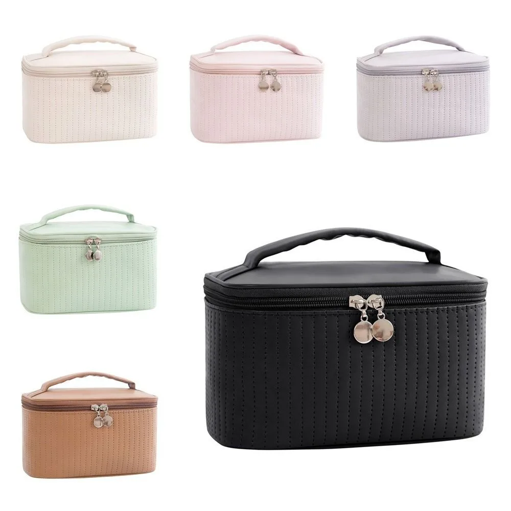 Multifunctionele reiswasopbergtas Leuke effen kleur taart make-up tas PU-leer Toilettas met grote capaciteit Dagelijks gebruik