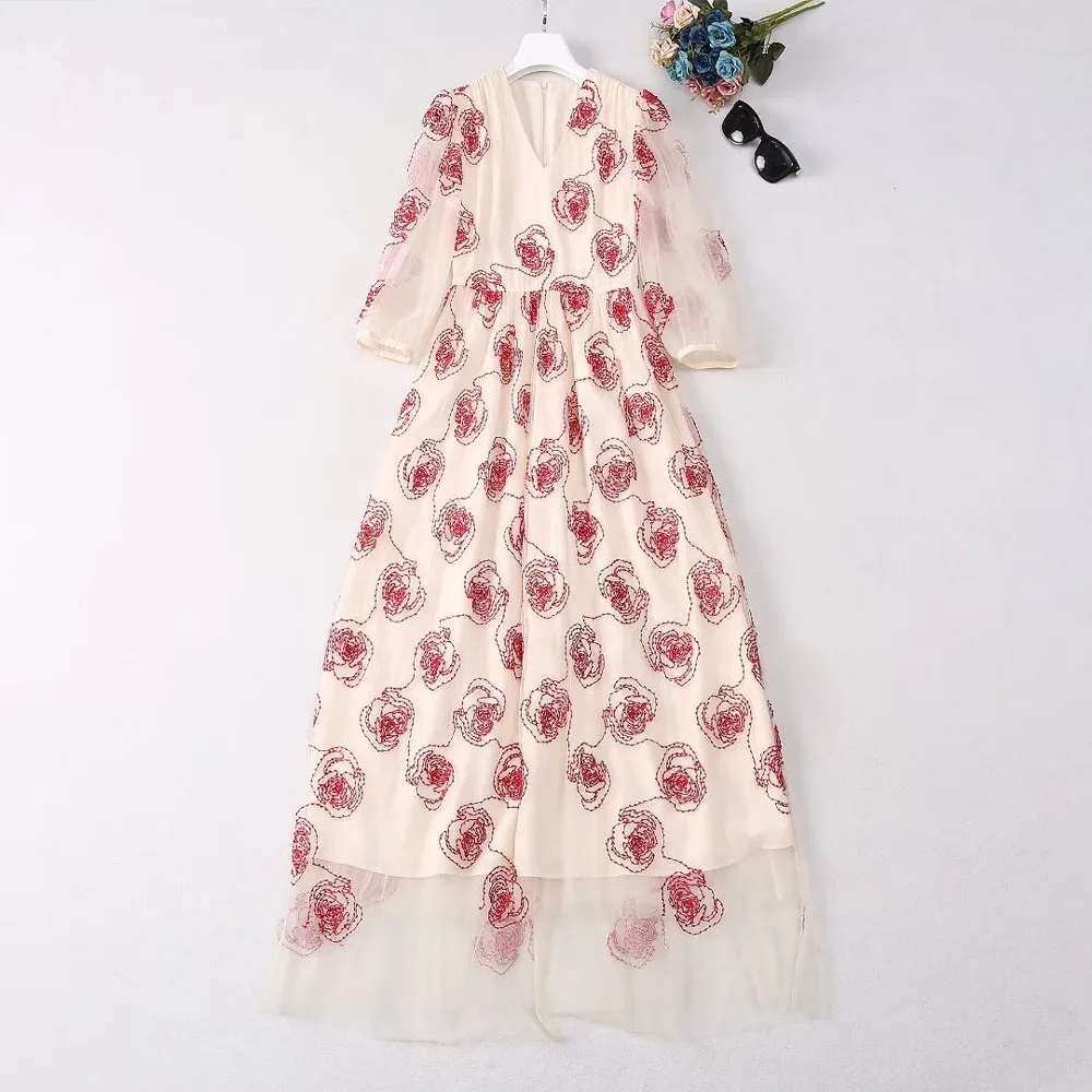 European and American women's clothing 2024 summer new V-neck Three-quarter sleeve flower embroidery fashion Pleated dress XXL