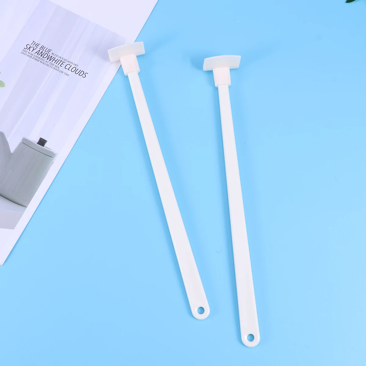 

2Pcs Bottle Scraper Long Handle Silicone Spatula Jar Tool Blender Baking Narrow Head Fits Grocery Personal Care Cosmetics Food