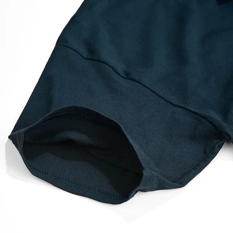マンティスポストパンクTシャツ,長袖または半袖