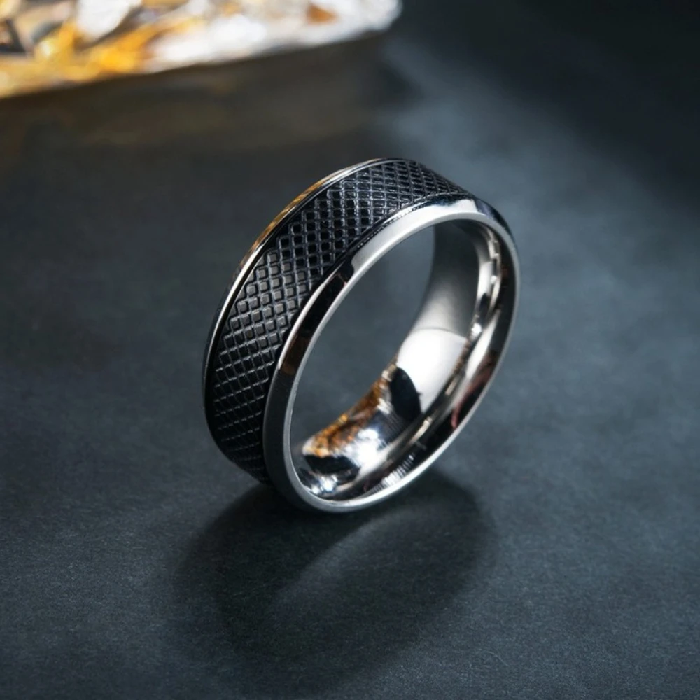 Schwarz-weiße geometrische Ringe aus Edelstahl für Herren, personalisierbar, modischer Ehering, Geschenk – Detail 5
