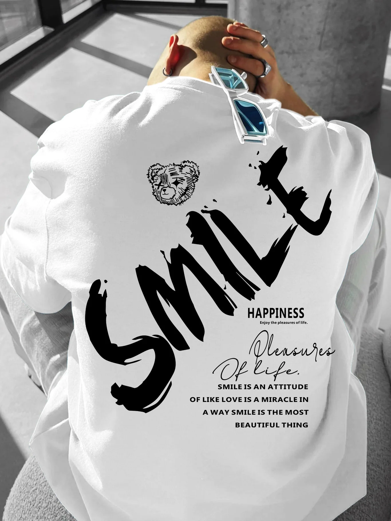 Men's Oversized Streetwear T-shirt Brand Smile Bear Happiness Life Quote Graphic Print Loose Fit Cotton Short Sleeve White Casua