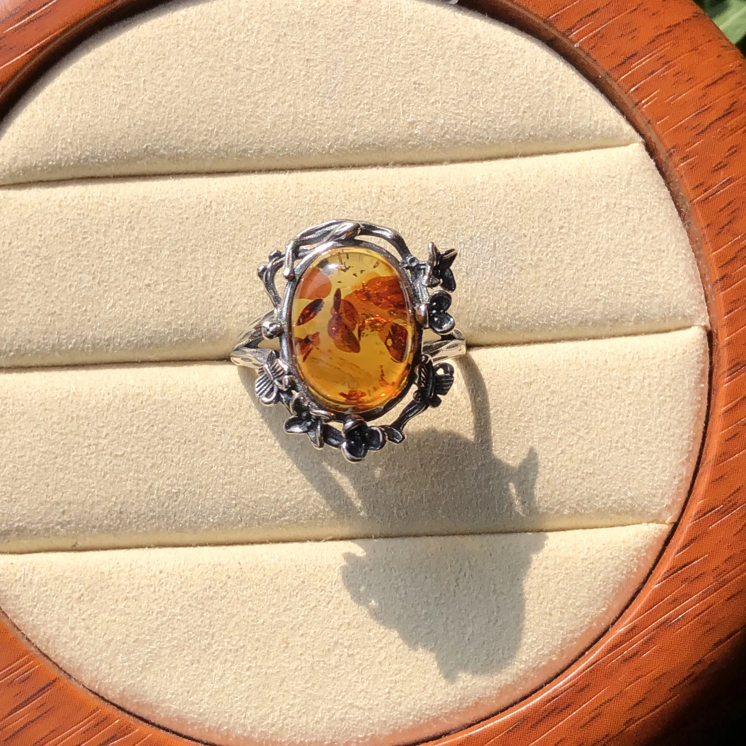 1 Pc Fengbaowu Natural Flower Amber Oval Cabochon Ring 925 Sterling Silver Crystal Healing Stone Jewelry Gift For Men Women