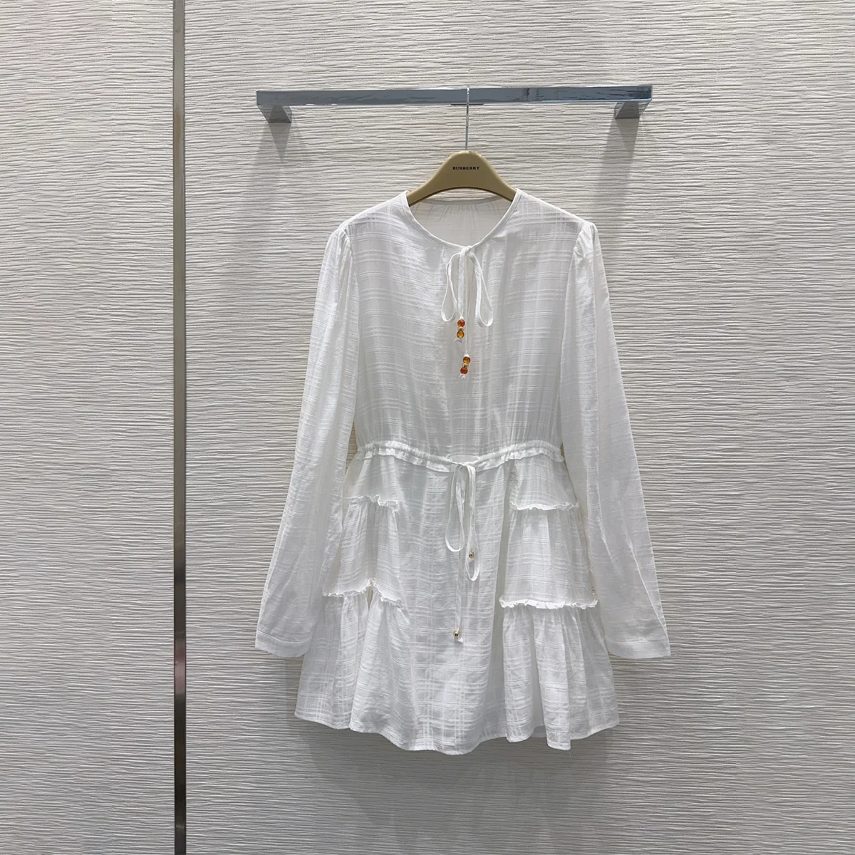 2026 High Quality Women's Fresh White Dark Pattern Jacquard Dress-hb801