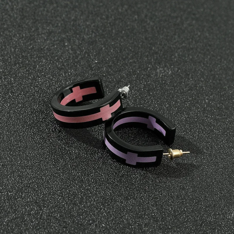 Anime around Tokyo Avengers Mitani Takashi ring cross earrings Cool girl trend everything goes with earrings