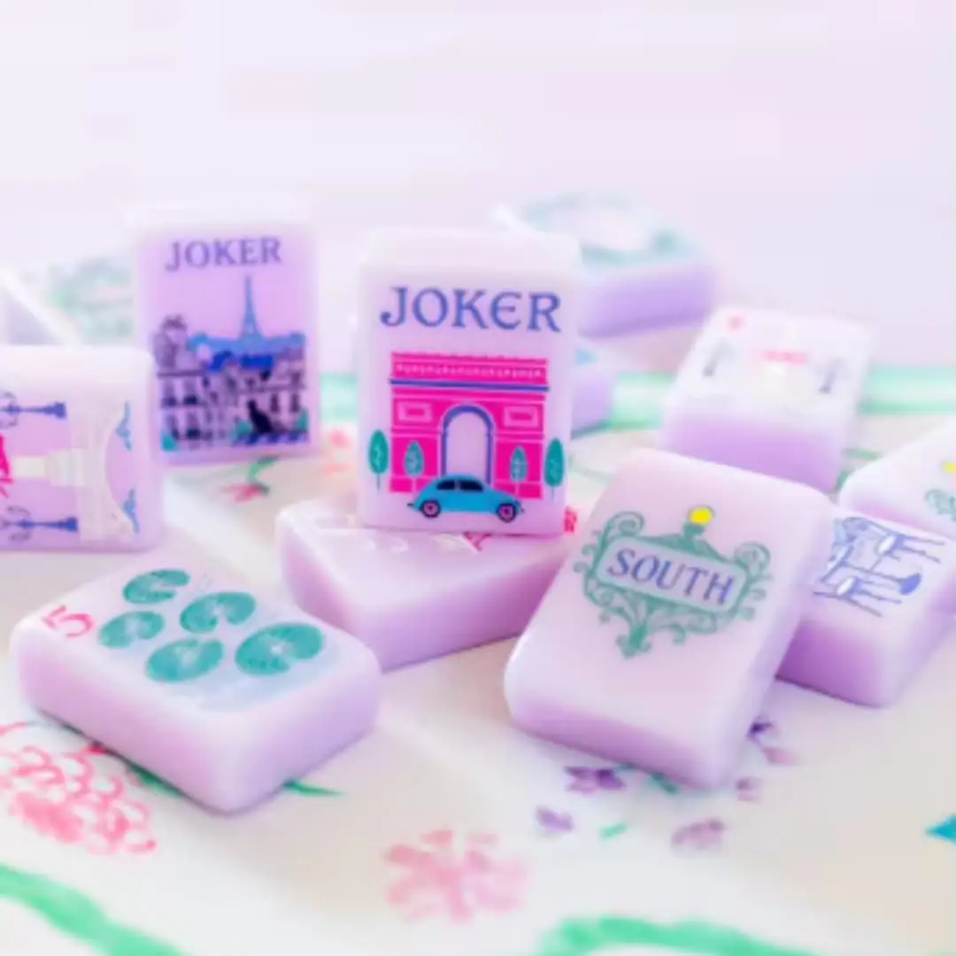 Wholesale Luxury Acrylic Oh My Mahjong Purple Paris Cartoon Tiles American Mahjong Set 4-Player Family Game Entertainment Custom