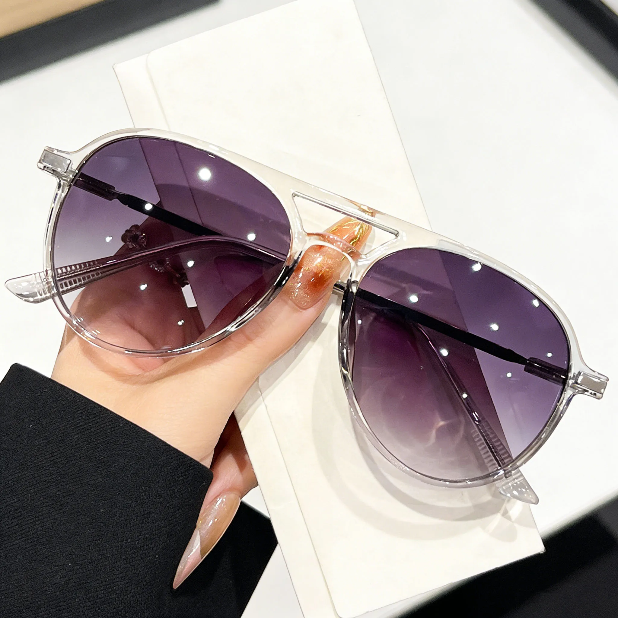 

Retro Personality Double Beam Luxury Women's Sunglasses Fashionable Outdoor Neutral High-end Polarized UV400 Sunscreen Glasses