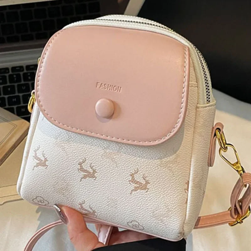 

​​Minimalist Square Bag Designer Women Shoulder Purse Crossbody Luxury Compact Size Sustainable Leather Everyday Carry​​