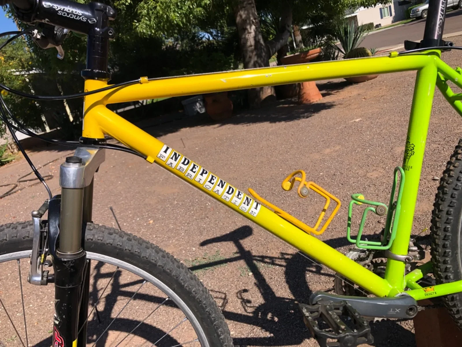 Bicicleta de montaña mediana de 18" XT / XTR / Cromoly Steel de fabricación independiente