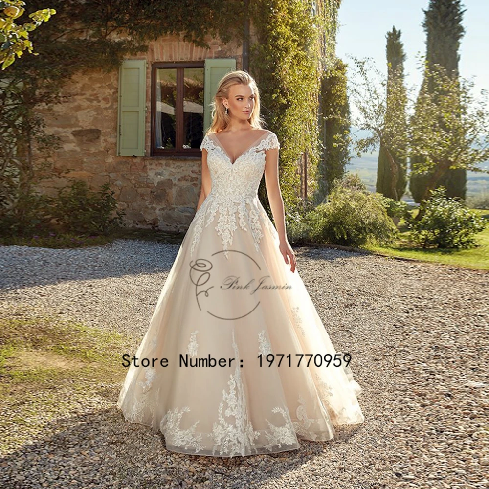 Champagne Applique V Neck Wedding Dresses For Princess High Quality Tulle Court Train Bridal Gowns Elegant Zipper V Back 2024